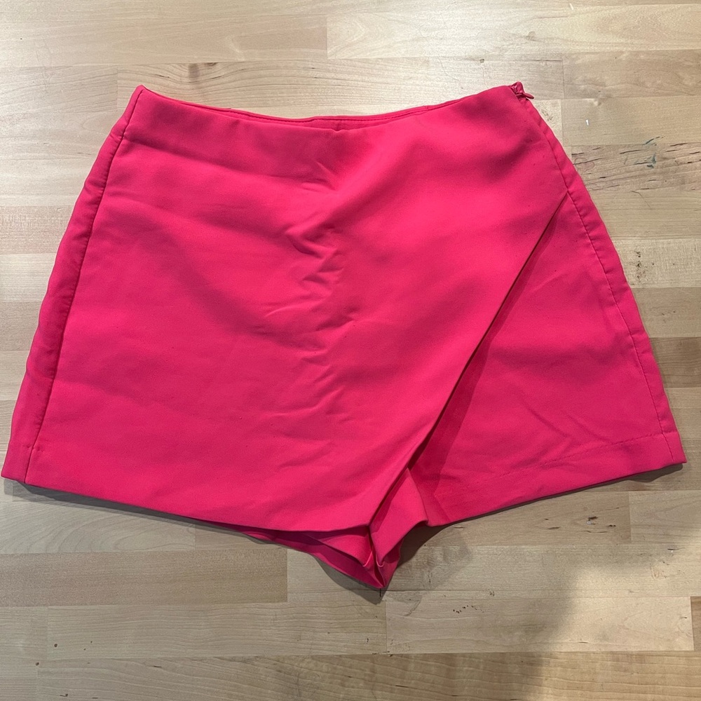 Love Tree Pink Skorts with Wrap-Style Front. SMALL